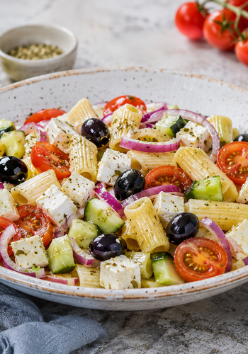 Ricetta Pasta Fredda alla Greca con Feta e Olive