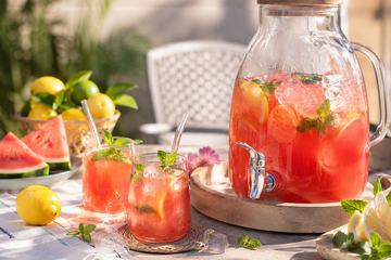 Limonata all’Anguria Fresca e Dissetante