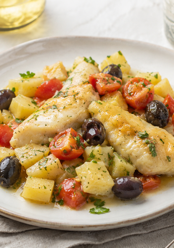 Ricetta Merluzzo in Padella con Patate, Olive e Pomodorini
