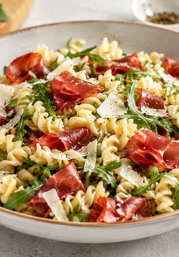 Ricetta Pasta Fredda con Bresaola, Rucola e Grana