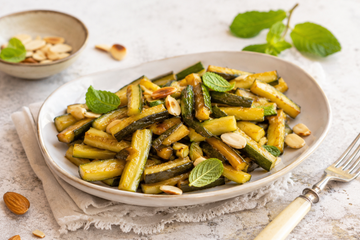 Ricetta Zucchine in Agrodolce con Mandorle Tostate
