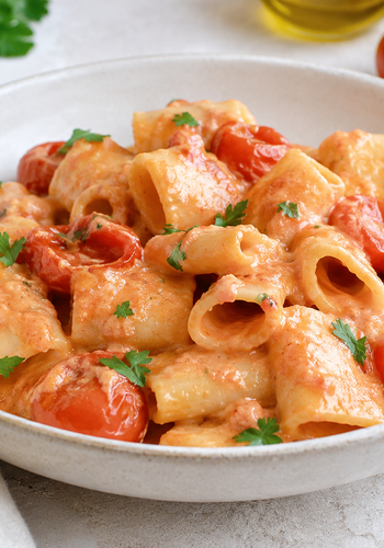 Ricetta Pasta con Stracchino e Pomodoro