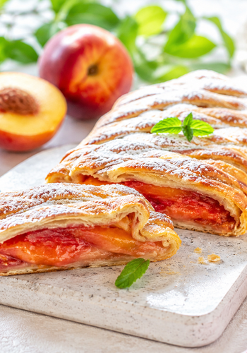 Ricetta Strudel con Pesche e Amaretti