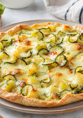 Ricetta Torta Salata con Zucchine, Patate e Mozzarella