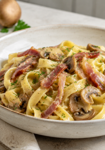 Ricetta Tagliatelle Speck e Funghi Porcini
