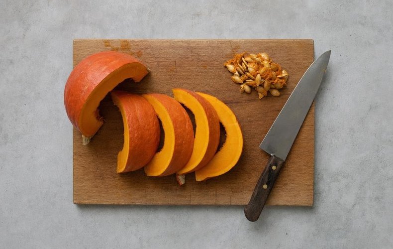 Cestini di Pasta Fillo con Zucca, Speck e Taleggio: passo 1