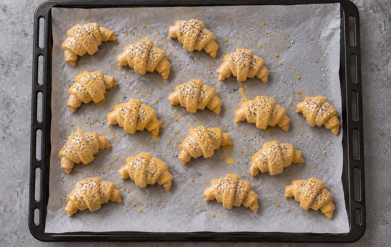 Cornetti di Pasta Sfoglia al Salmone: passo 7