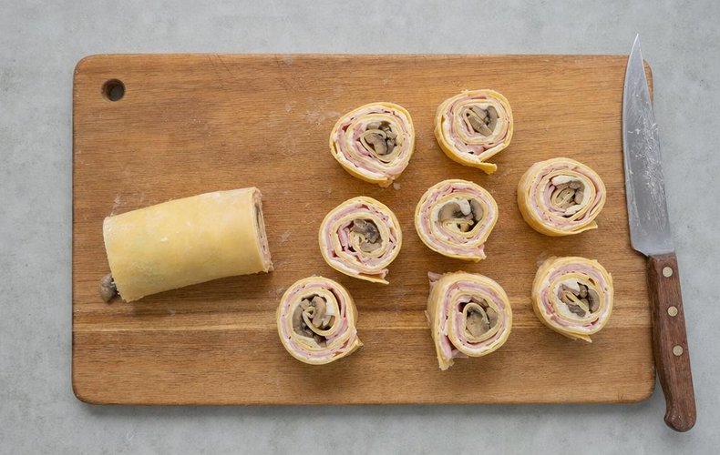 Girelle di Lasagna Prosciutto e Funghi: passo 6