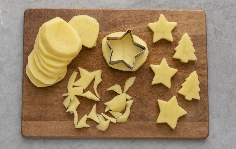 Patatine di Natale: passo 1