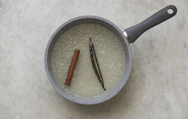 Pere Cotte con Salsa al Caramello e Caffè: passo 1