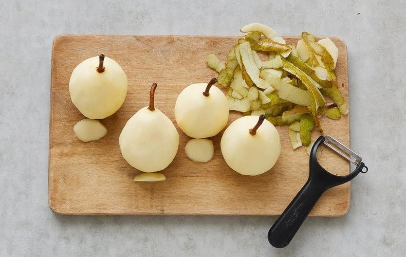 Pere Cotte con Salsa al Caramello e Caffè: passo 2