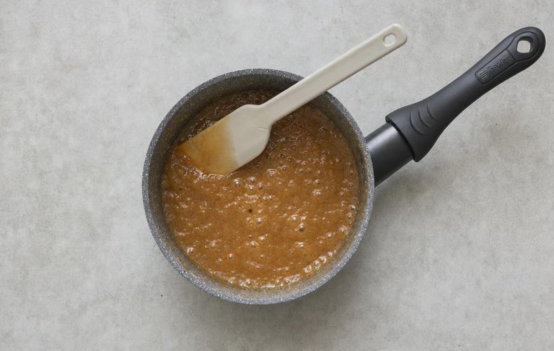 Pere Cotte con Salsa al Caramello e Caffè: passo 4