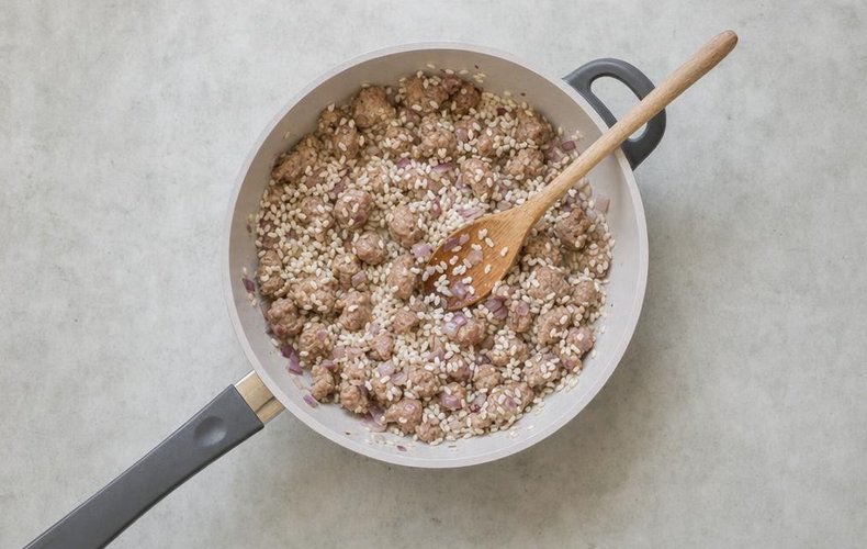 Risotto al Vino Rosso e Salsiccia: passo 3