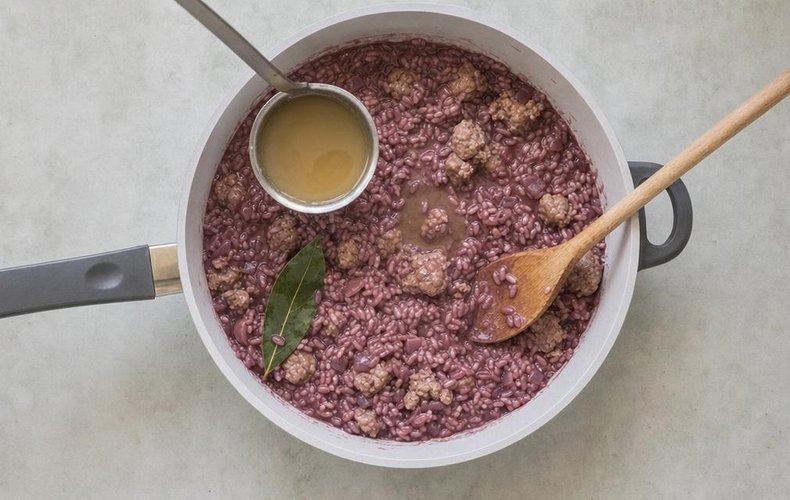 Risotto al Vino Rosso e Salsiccia: passo 5
