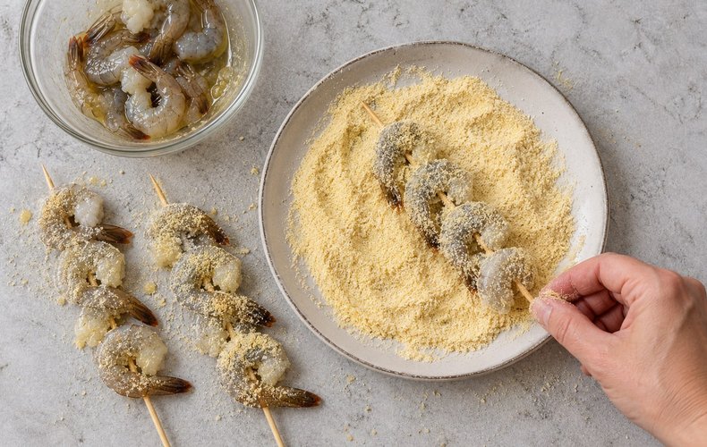 Spiedini di Gamberi nella Friggitrice ad Aria: passo 3
