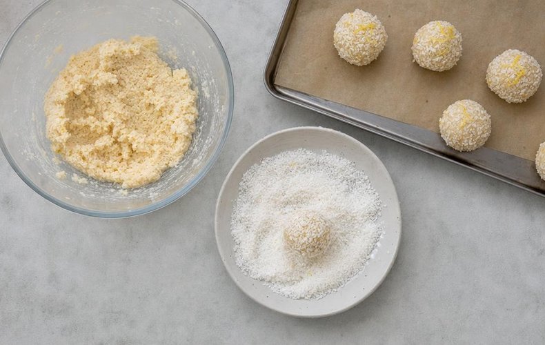 Tartufini al Limone e Cocco: passo 4