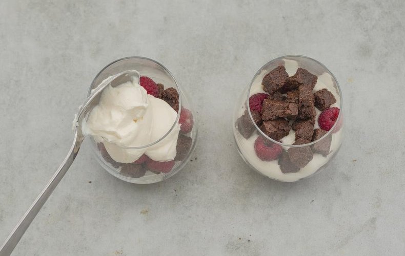 Trifle con Brownies e Crema al Mascarpone: passo 7