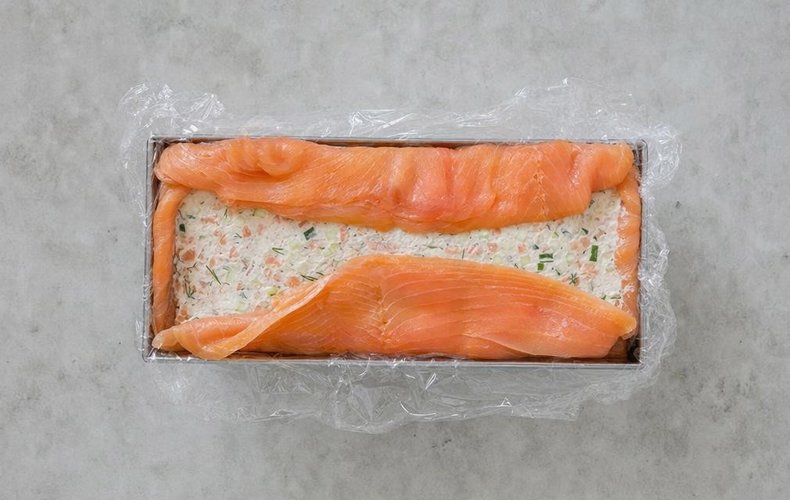 Tronchetto al Salmone: passo 3